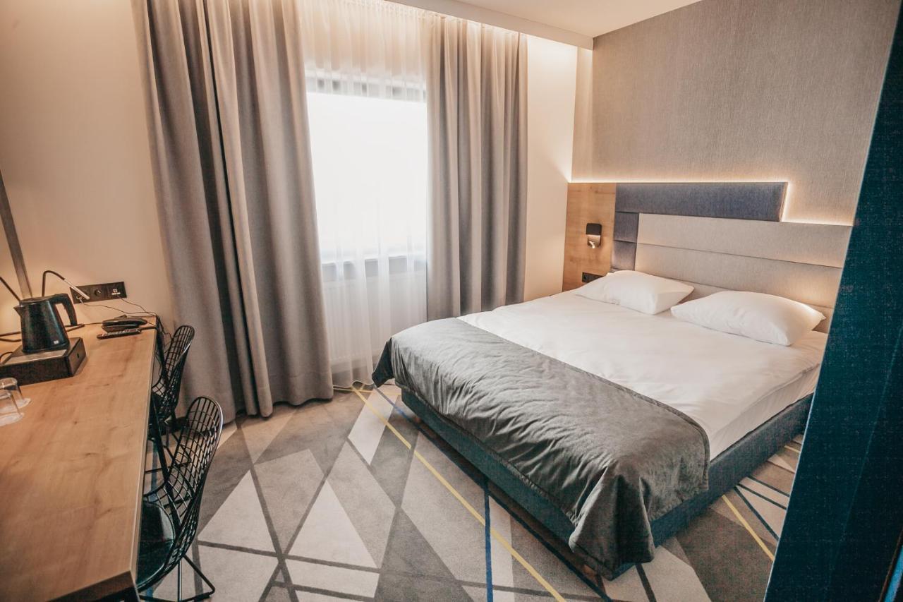 Air Hotel 3*