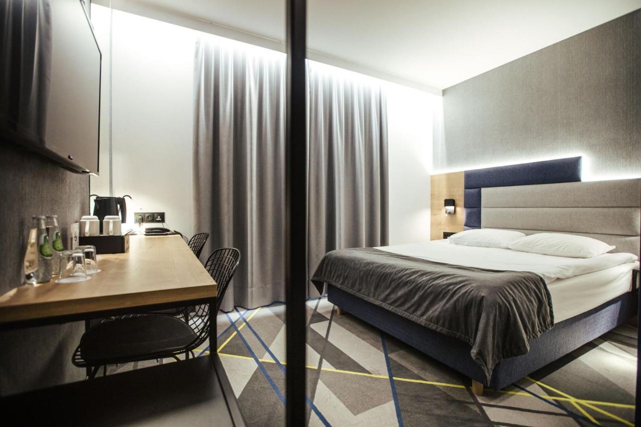 Air Hotel 3*