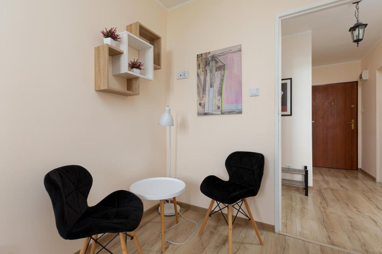Căn hộ Royal Park Sielecka By Renters Warsaw
