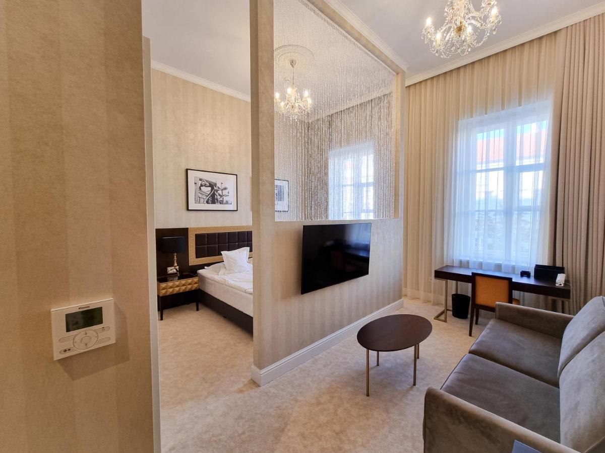 Tiffi Old Town Hotel apartamentowy 4*