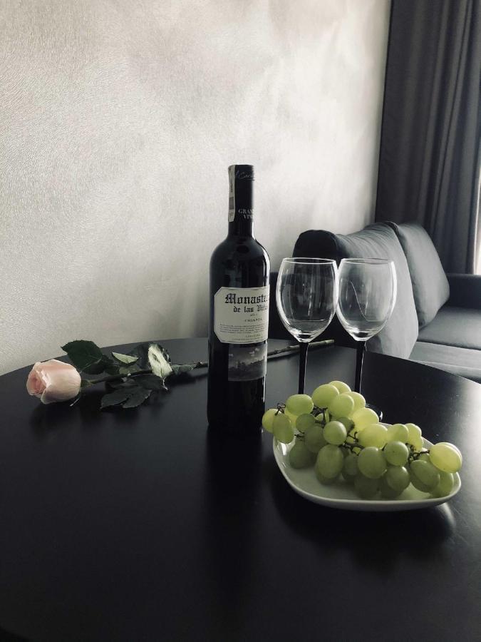 Grzybowska Apartamento Varsóvia