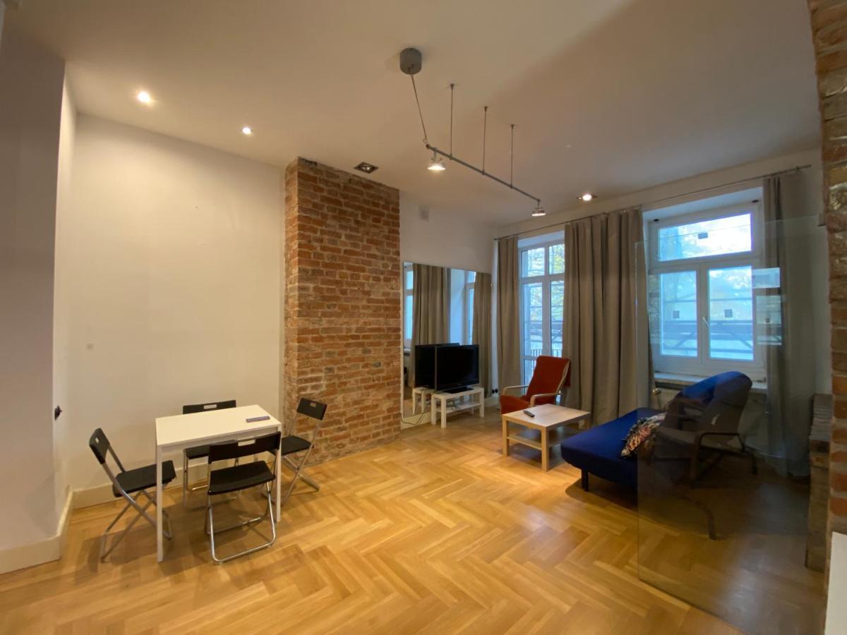 Powisle Apartment Warsaw