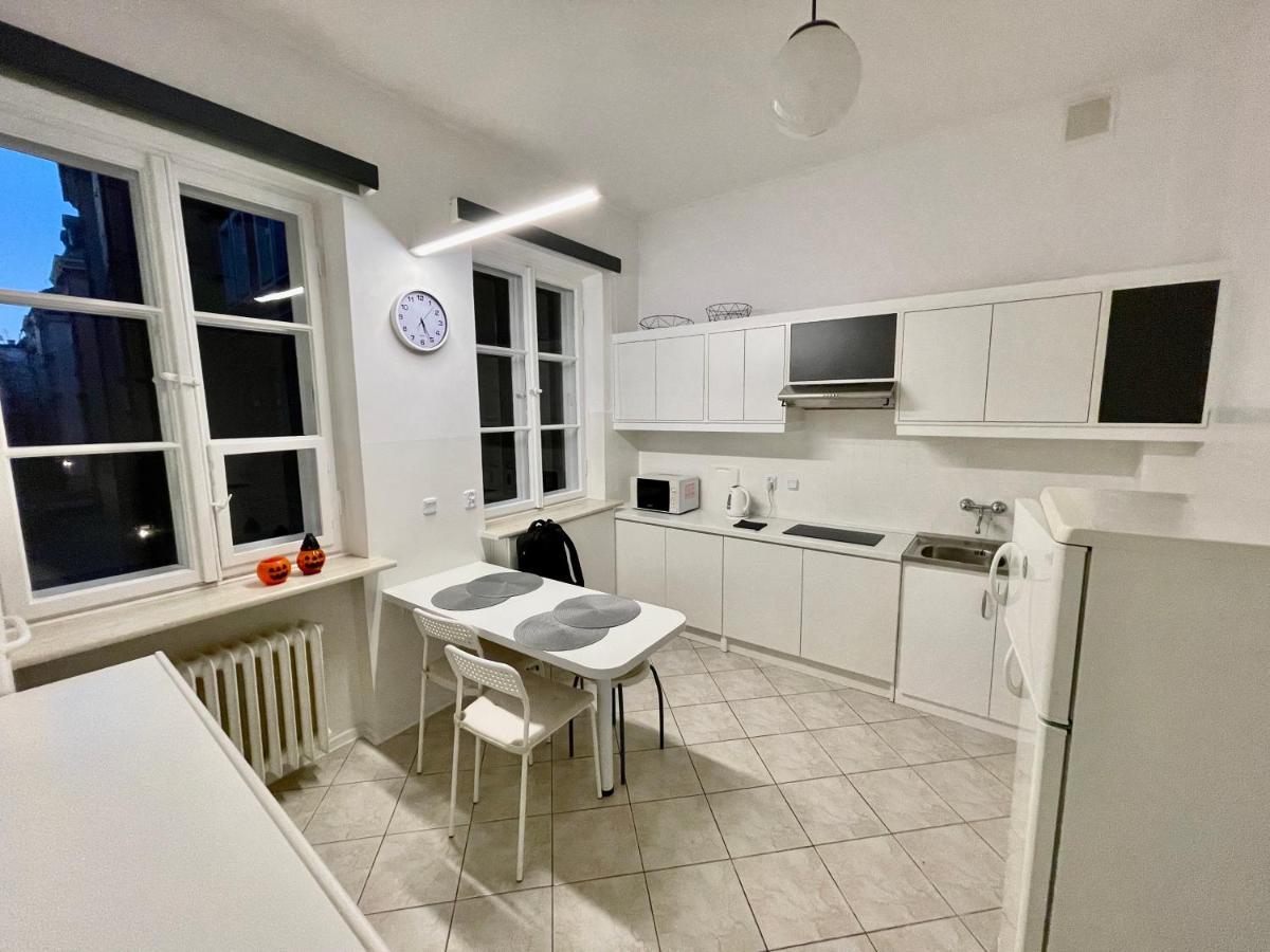Royal 2 Old Town Fast Wifi Netflix Hbo Appletv+ Apartment *