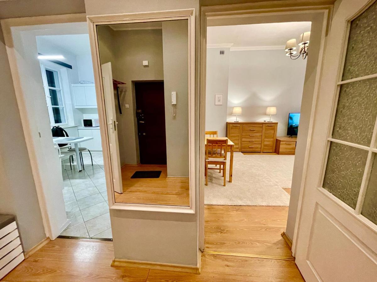 Royal 2 Old Town Fast Wifi Netflix Hbo Appletv+ Apartment *