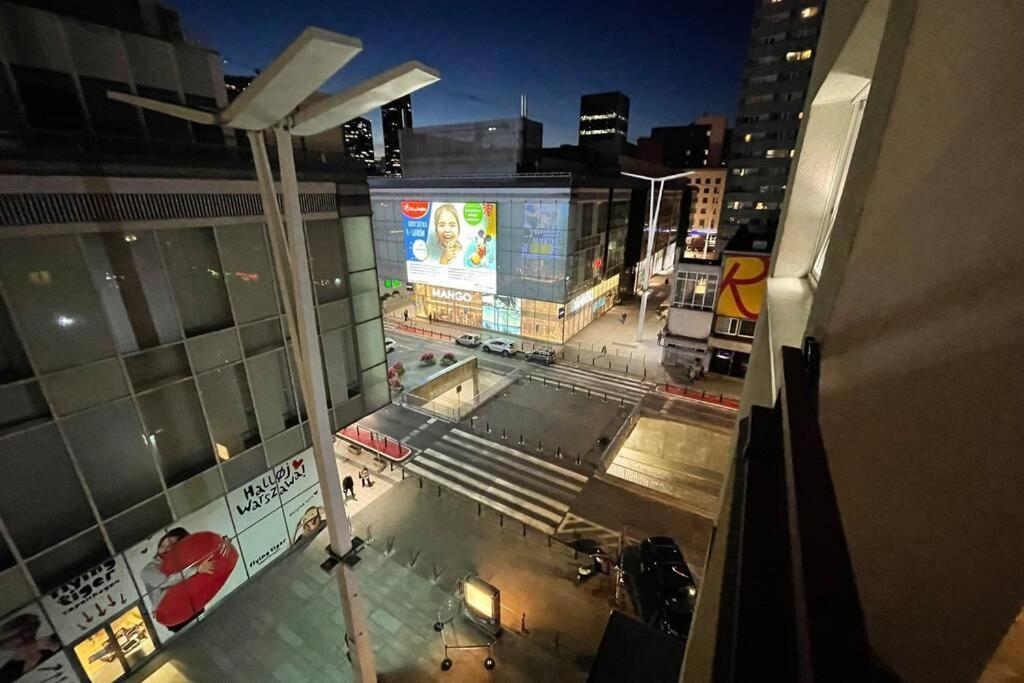 Super Sawa 2 Metro Wifi 500 Mbs Tv'50 Netflix Hbo Appletv+ Apartment