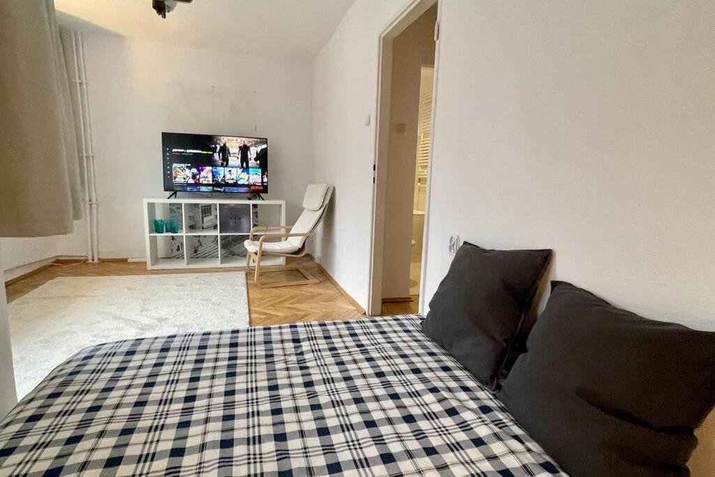 Super Sawa 2 Metro Wifi 500 Mbs Tv'50 Netflix Hbo Appletv+ Apartament *