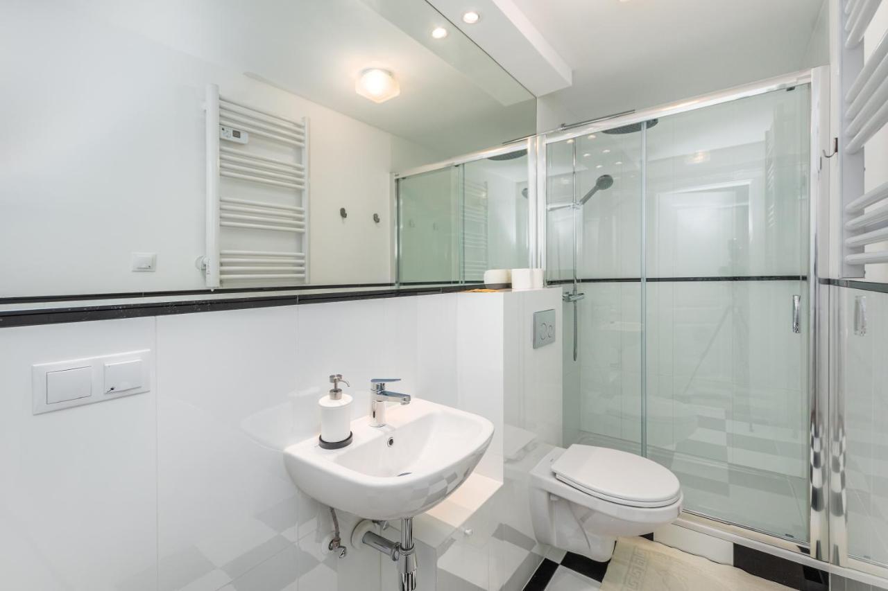 Apartamento Swietokrzyska 16 A-d By Homeprime Varsóvia