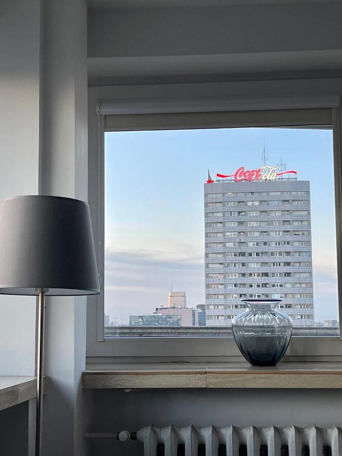 Sawa 2xmetro Wifi 500 Mbs 50'tv Netflix Hbo Appletv+ Apartment Warsaw