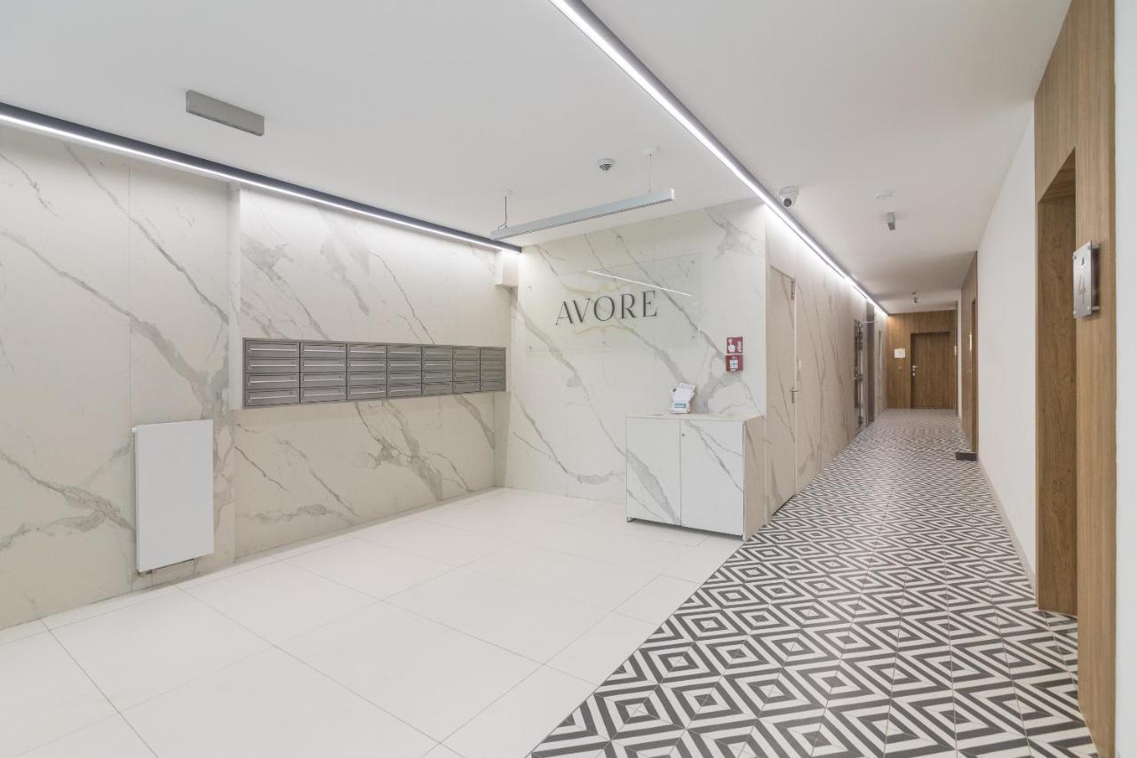 Metro Wilanowska Comfortable Apartment