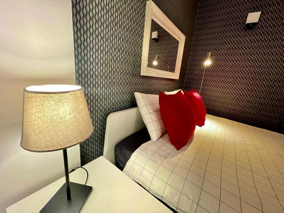 Blue 2 Fast Wifi 2xmetro 60'tv Netflix Hbo Appletv+ Apartament Warszawa