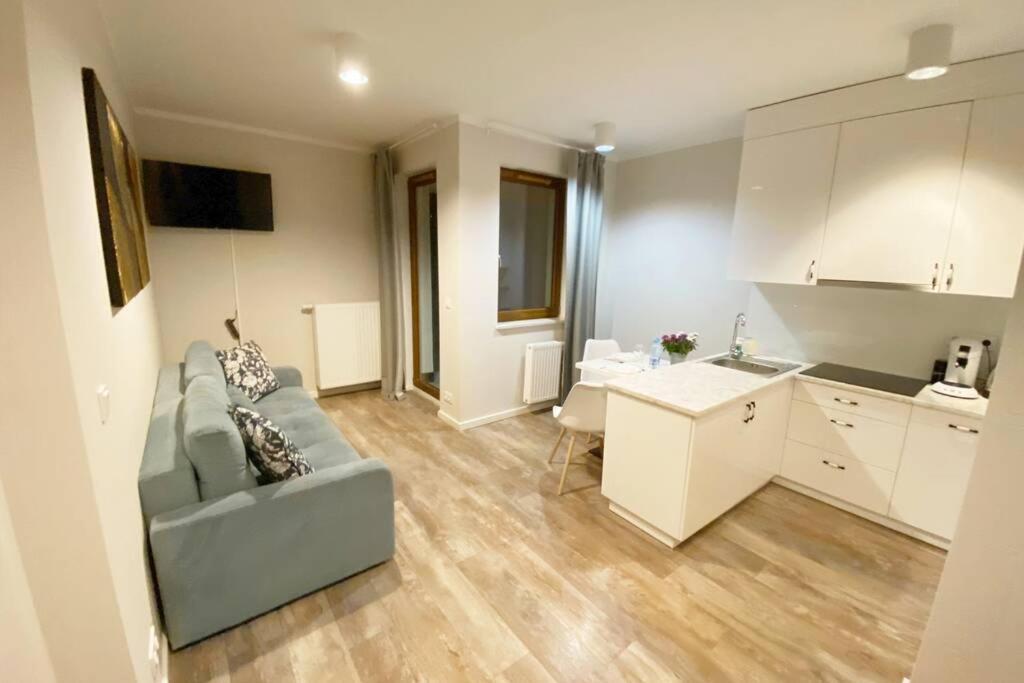 Exclusive 2br! Near City Center +netflix