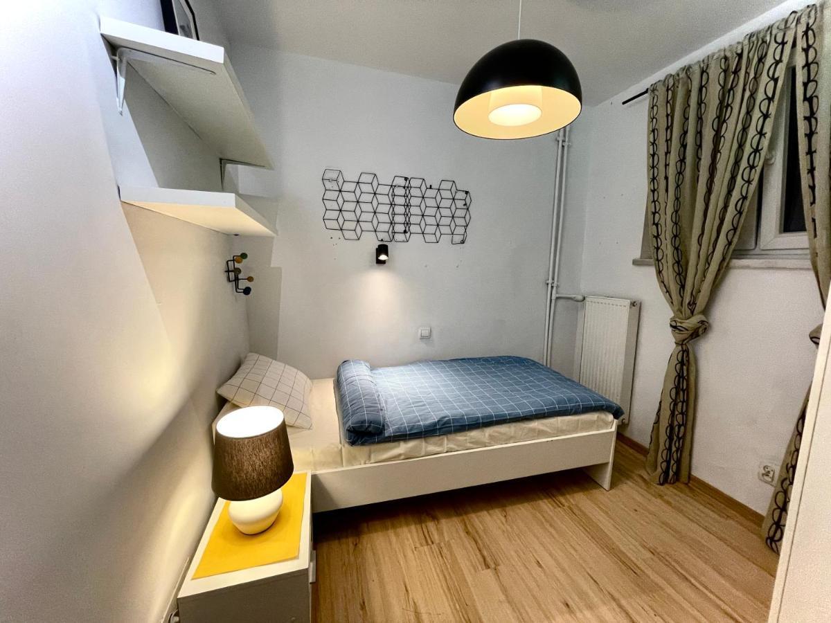 Forum Metro Wifi 1gbs 70'tv Netflix Hbo Appletv Apartment *