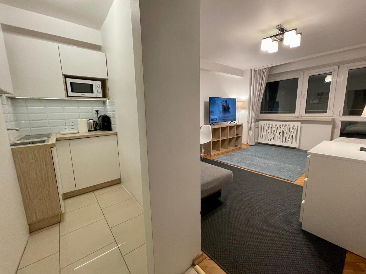 Blue 2 Fast Wifi 2xmetro 60'tv Netflix Hbo Appletv+ Apartament