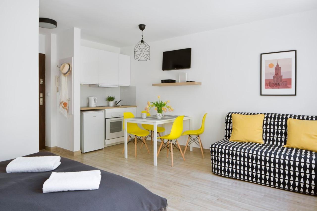 Flat Zlote Tarasy Street Apartment
