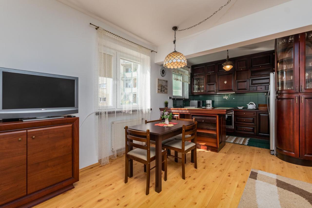 Apartment Opaczewska 69 By Homeprime