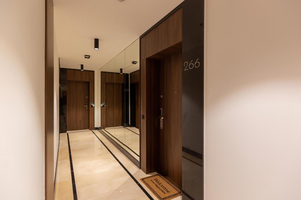Mennica By Renters Prestige * Warsaw