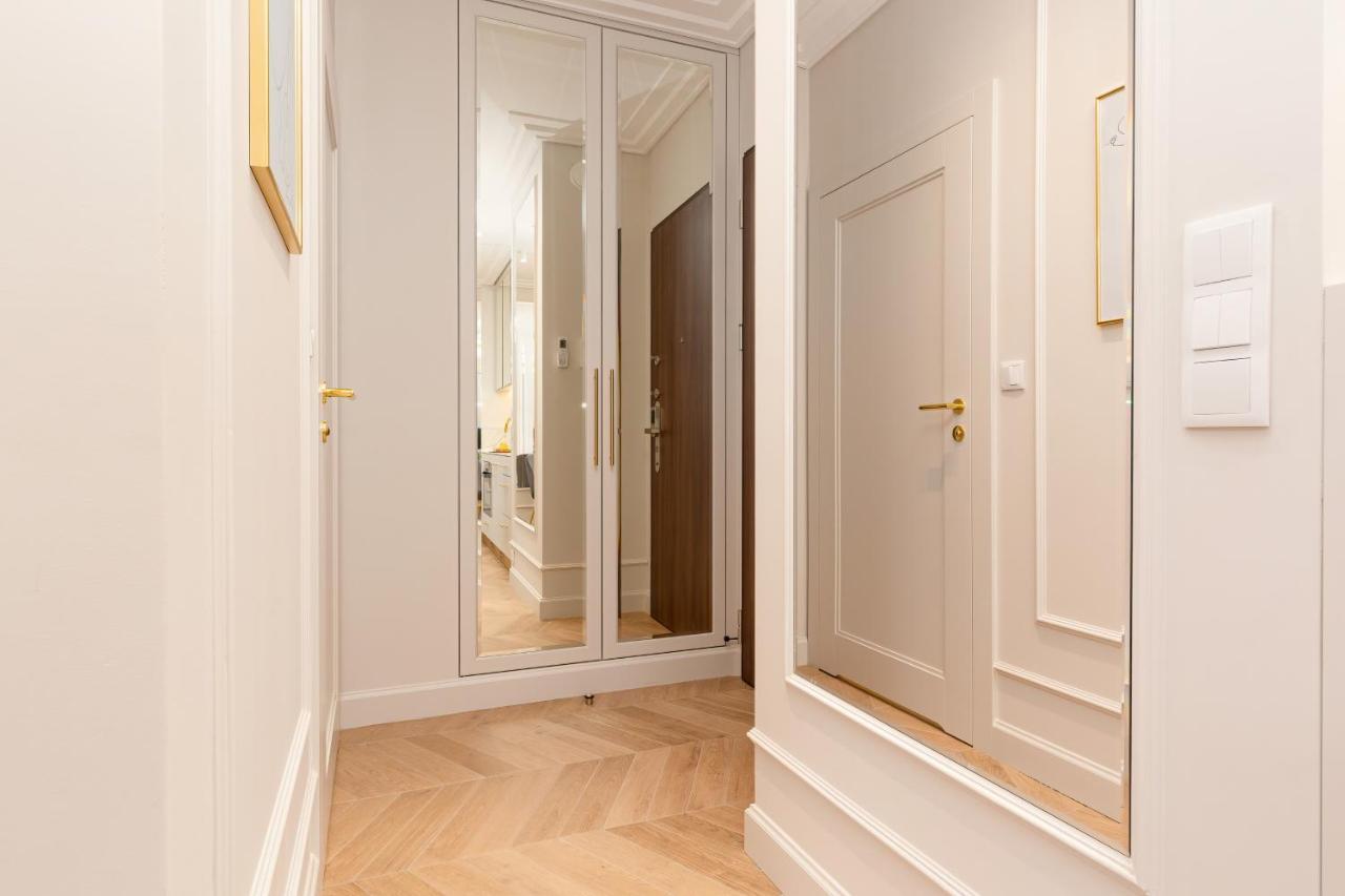 Mennica By Renters Prestige Apartment