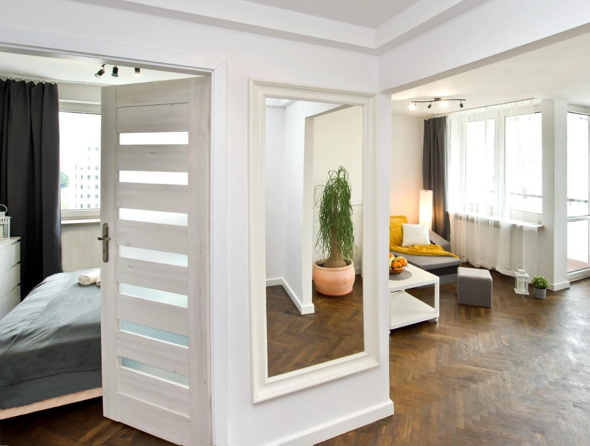 Yourapart Krolewska 43 *
