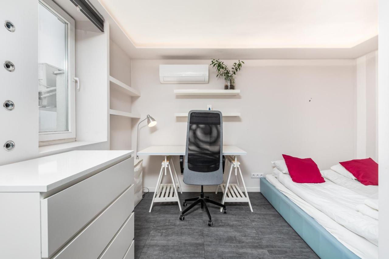 Grzybowska 16/22 By Homeprime Apartment *