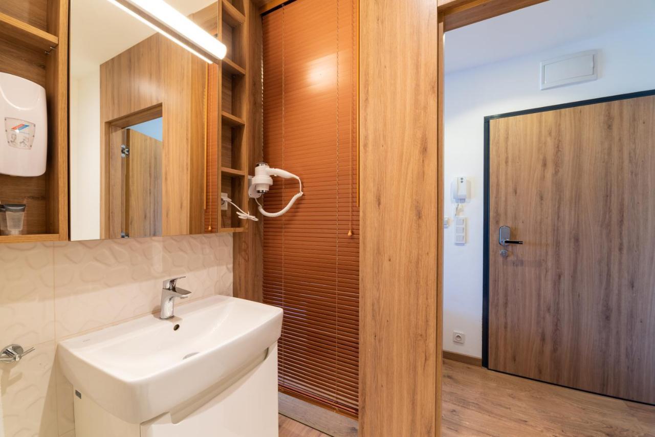 Wolska Suits Apartamento *