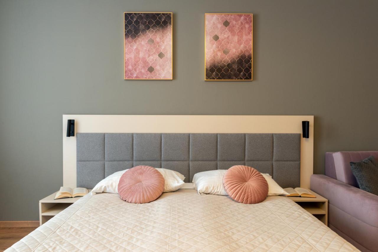 Wolska Suits Apartamento *