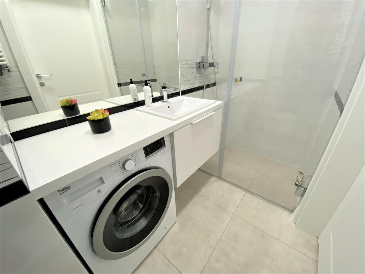 Exclusive 2br! In Center +netflix +gym * Warszawa