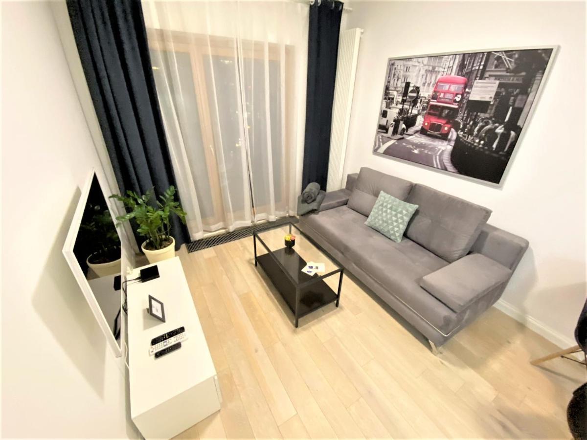 Exclusive 2br! In Center +netflix +gym Apartament *