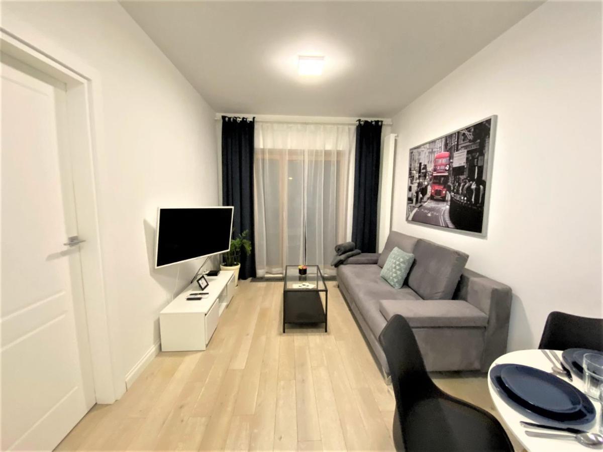 Exclusive 2br! In Center +netflix +gym Apartament Warszawa