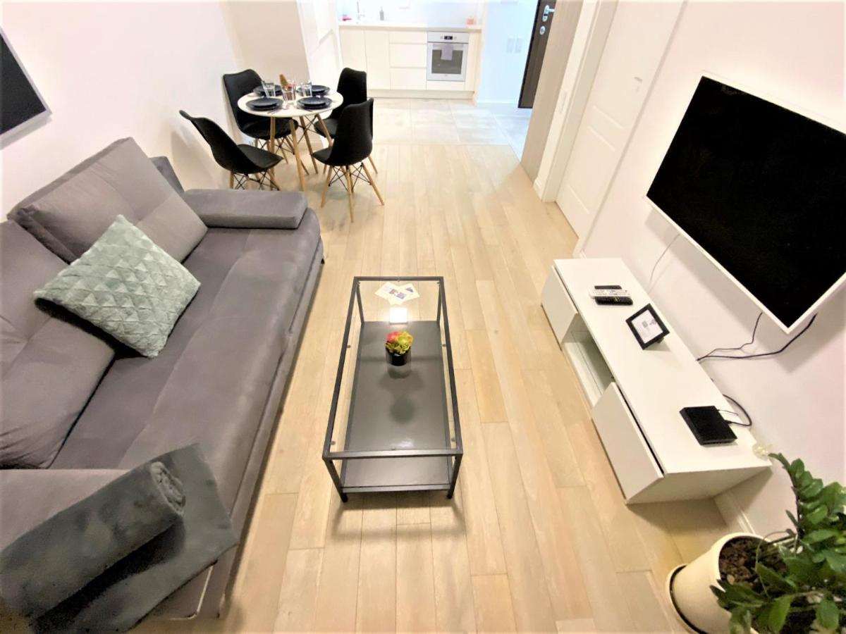 Exclusive 2br! In Center +netflix +gym Apartament