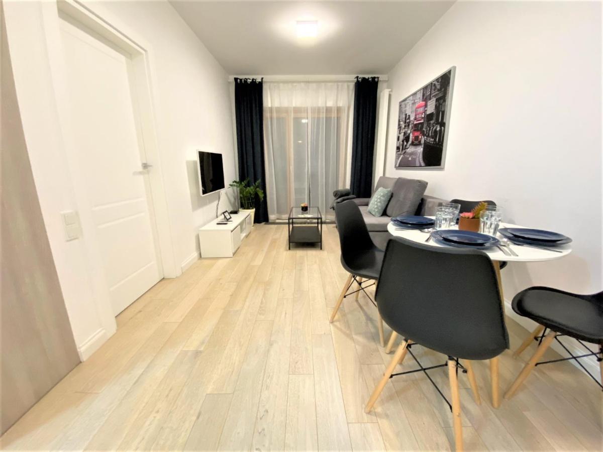 Exclusive 2br! In Center +netflix +gym Apartament Warszawa