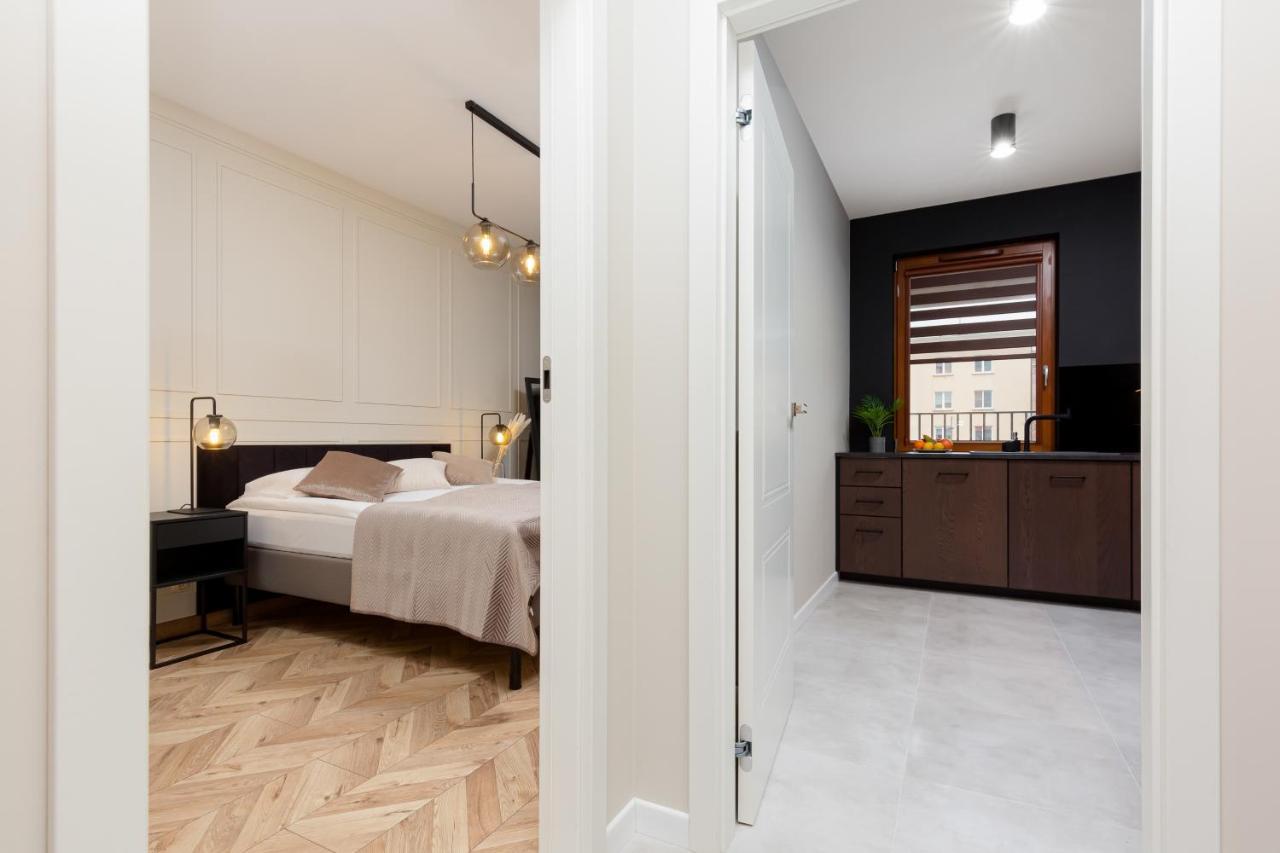 Apartment Awangarda Ochota By Renters Prestige Warsaw