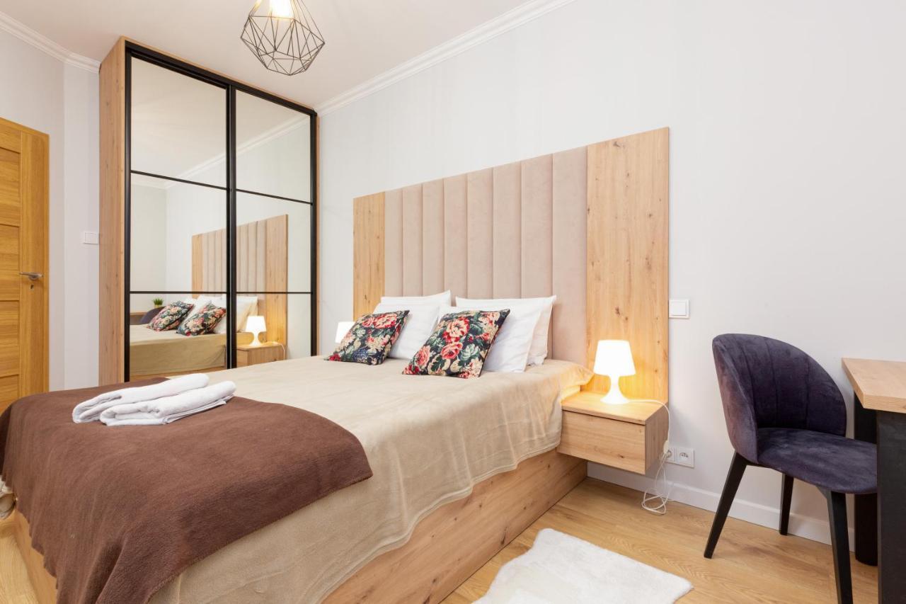 Arsenal Center By Renters Apartamento Varsóvia