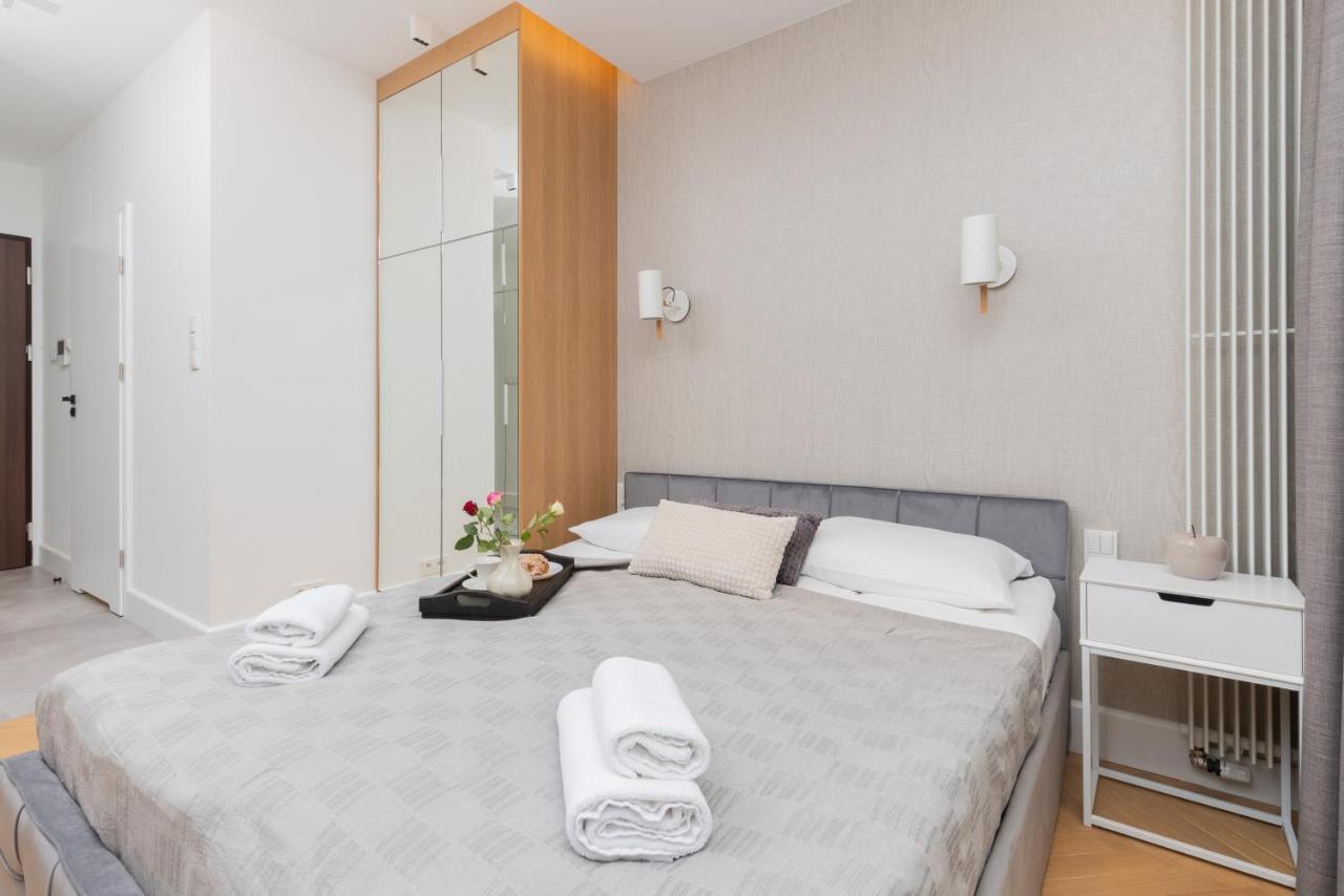 Mennica - Center By Renters Aparthotel *