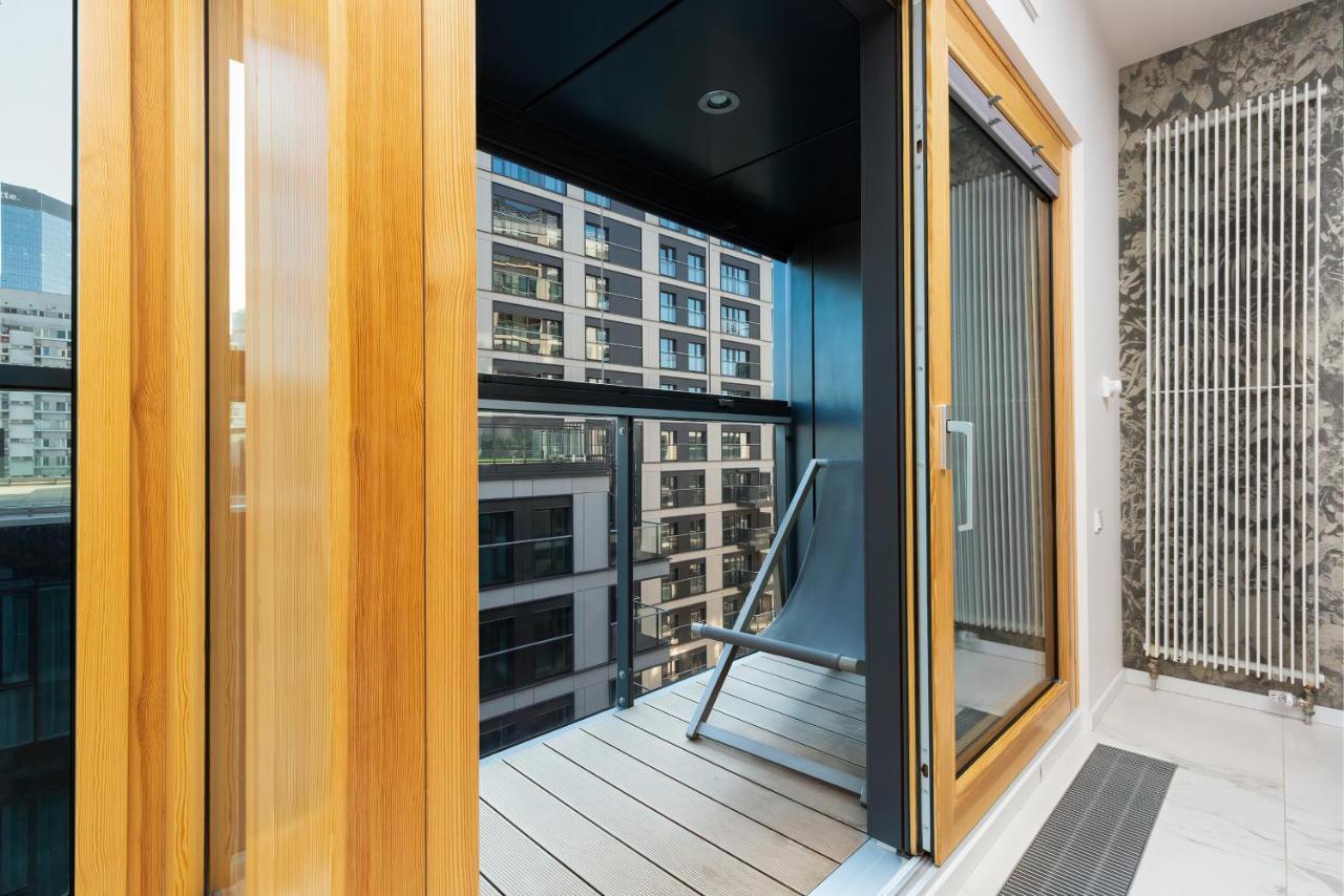 Aparthotel Mennica - Center By Renters Warschau