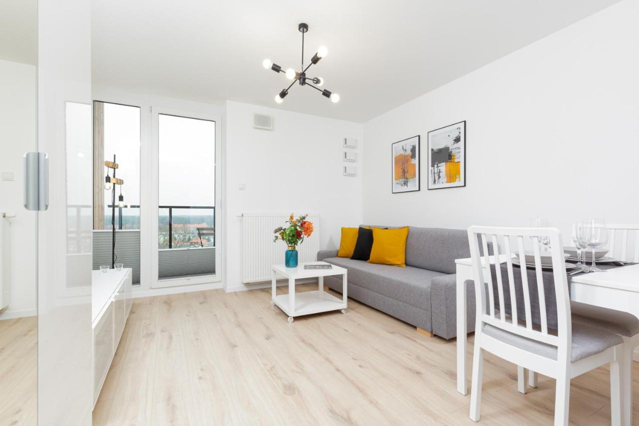 Elegancki Z Parkingiem By Renters Warsaw