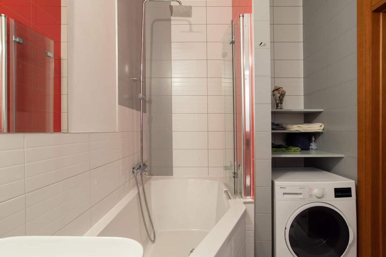 Apartment Mokotow, With Terrace, Greenery And Near The Airport! *