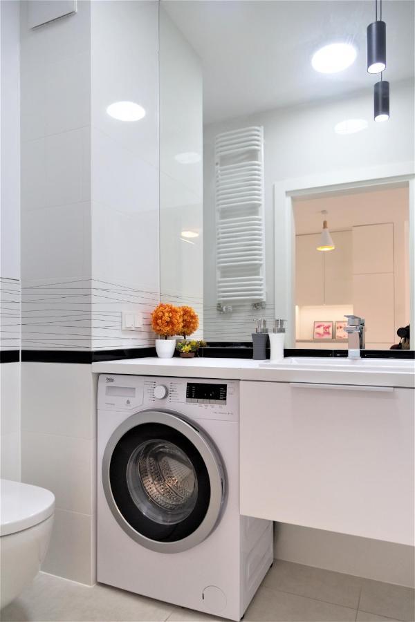 Exclusive 2br! In Center +netflix +gym * Warszawa