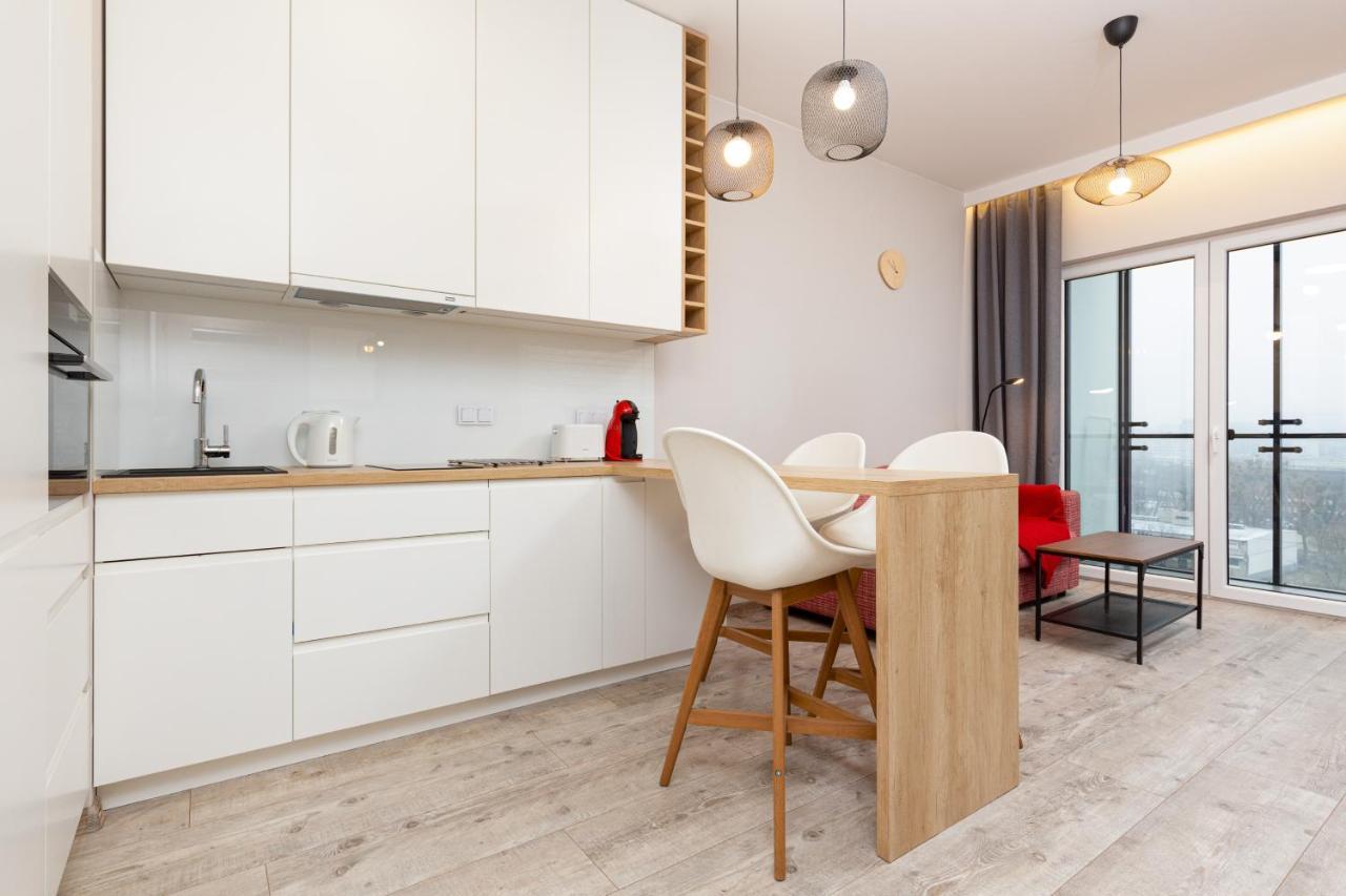 Business Center Wola By Renters Apartment