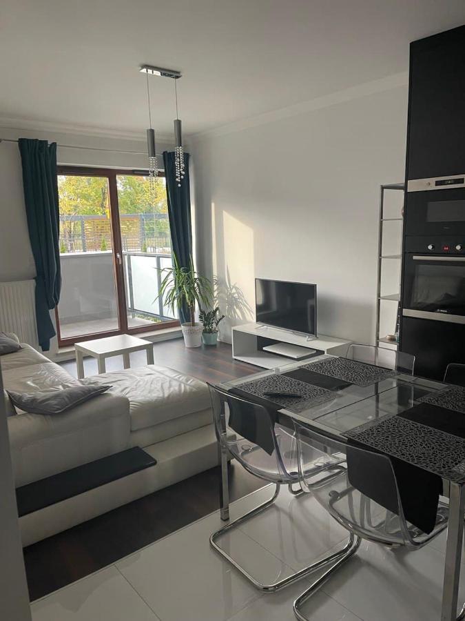 House4you Apartament Sakura Airport Chopin Warschau