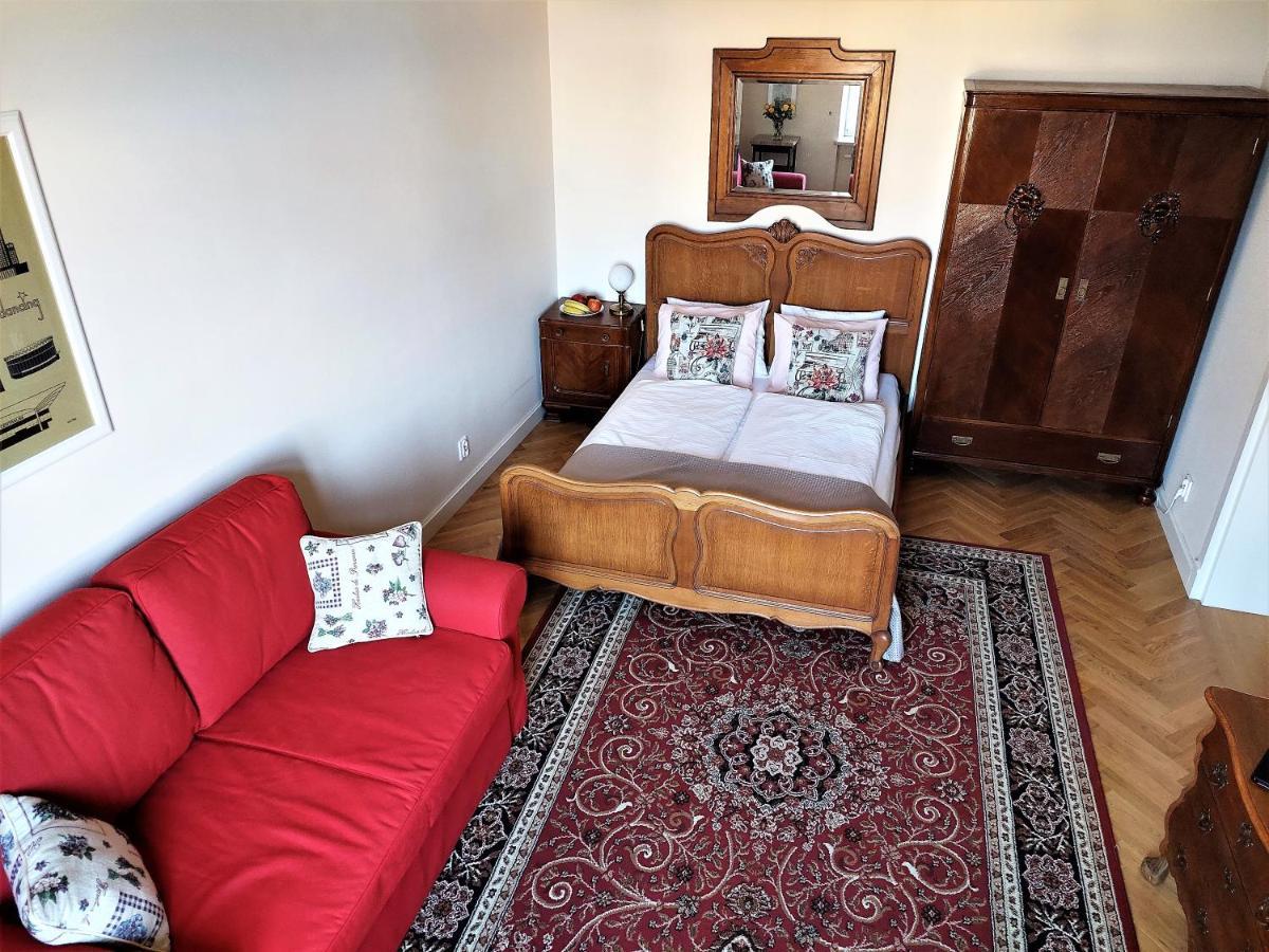 Apartment Metro Praga Warsaw