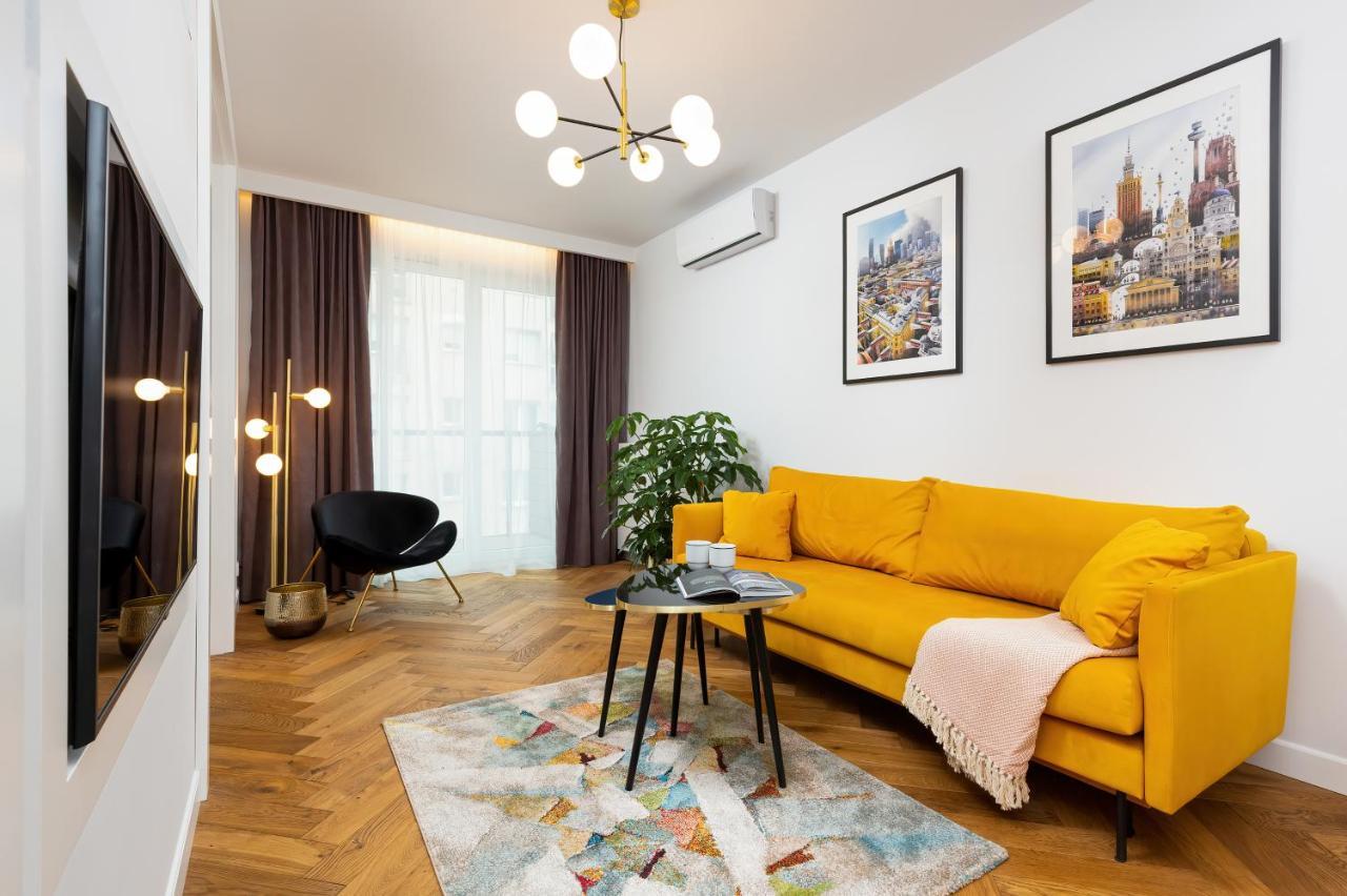 Apartament Sienna 65 Premium With Parking In By Renters Prestige