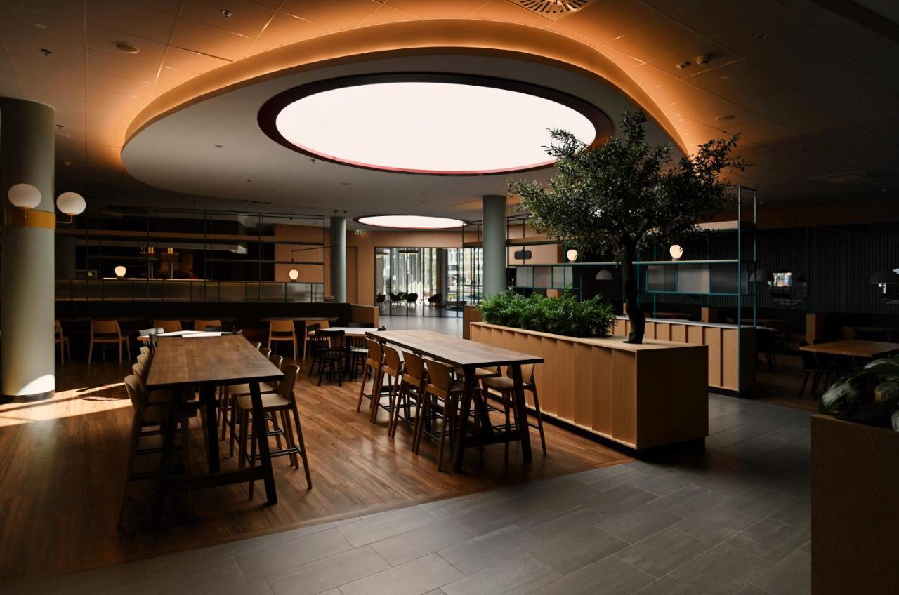 Hotel Sound Garden Airport Warsaw