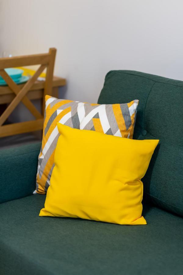 Apartment Sunny Grochowska Praga By Renters Warsaw