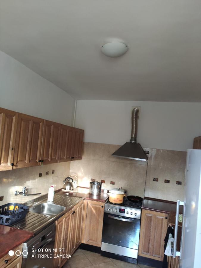 Popularna Guest Guest house