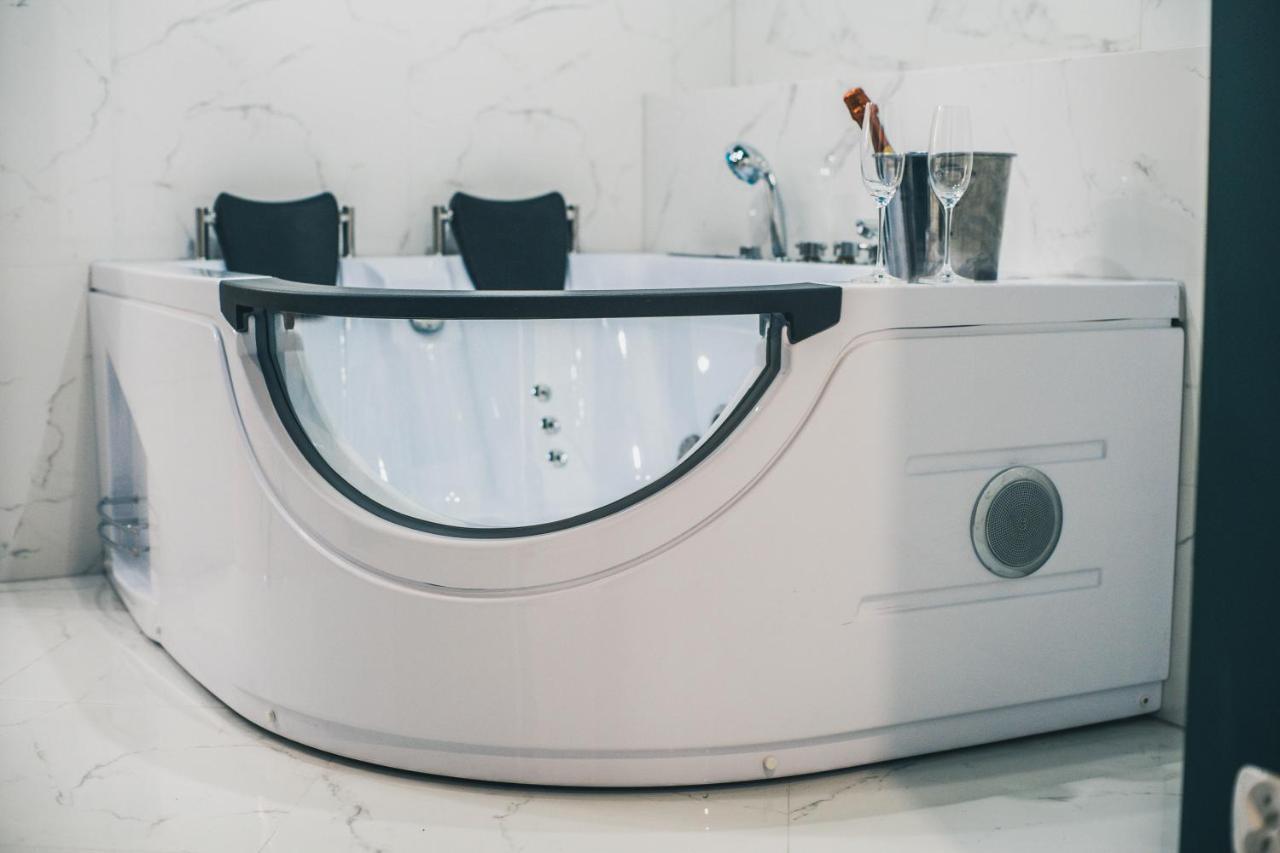 Yourapart Starowka Z Jacuzzi Apartment