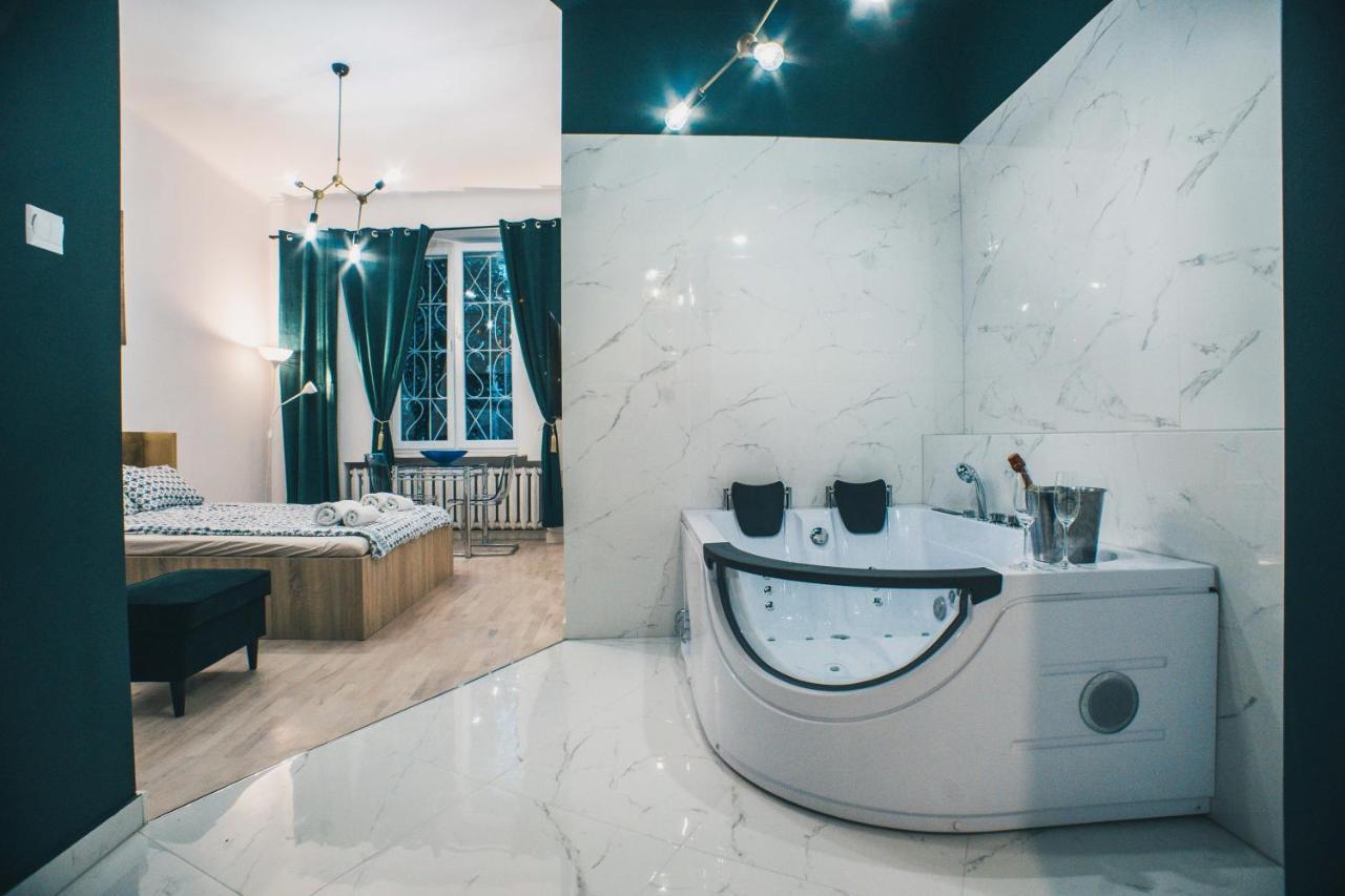 Yourapart Starowka Z Jacuzzi Apartment *