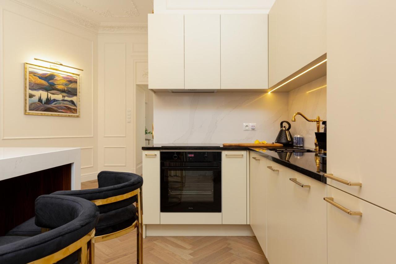 Royal Kopernika By Renters Prestige * Warsaw