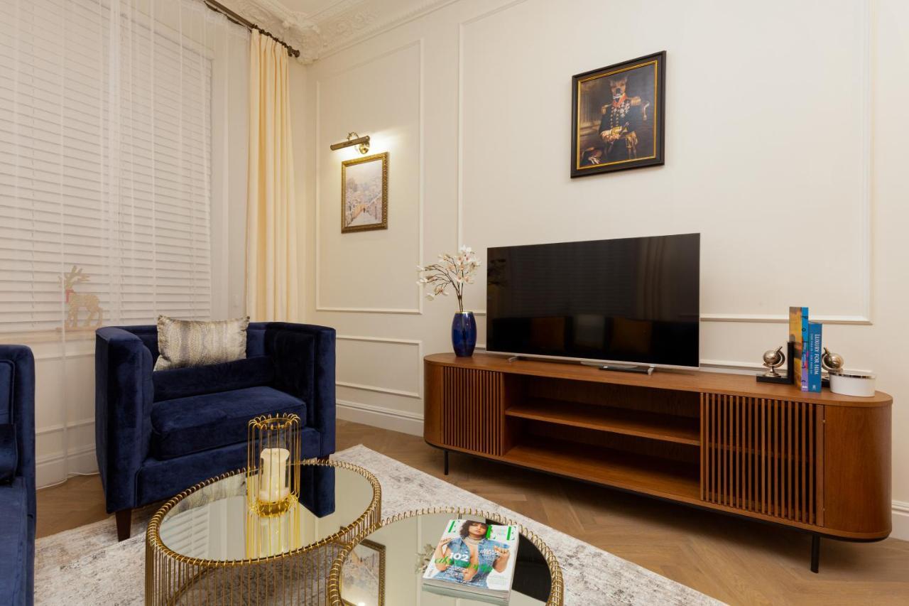 Apartment Royal Kopernika By Renters Prestige *