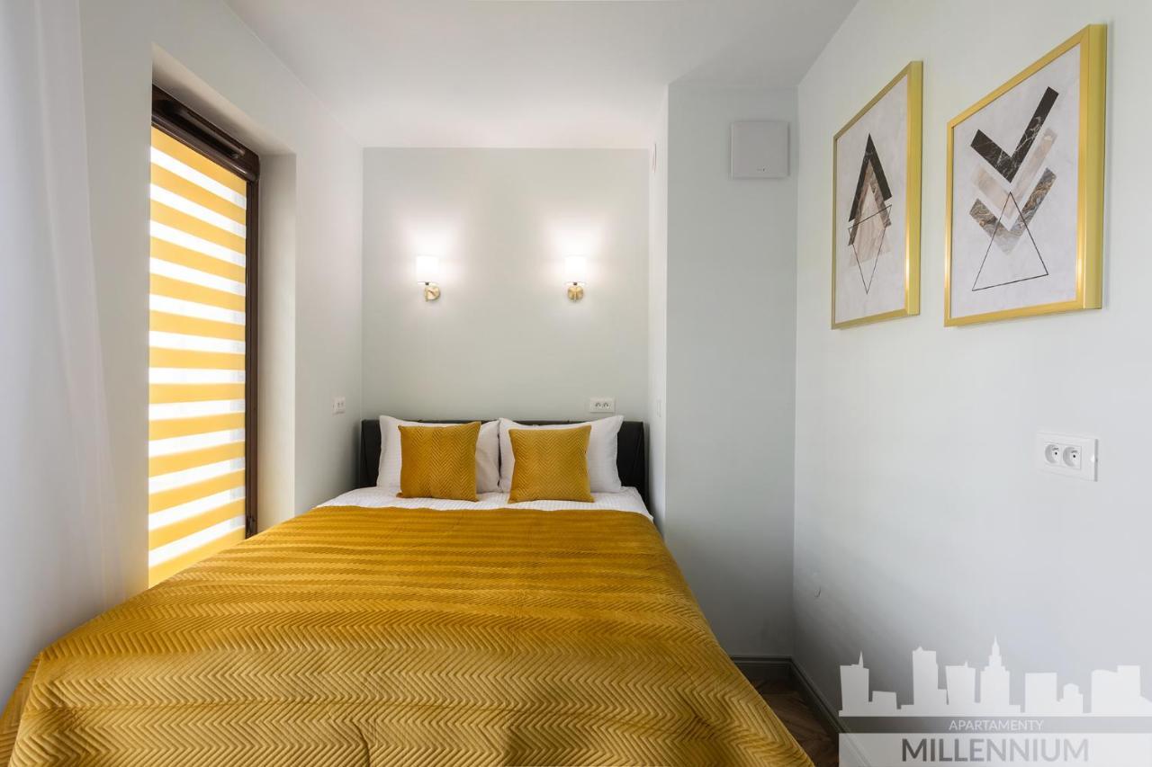 Millennium Port Gold Apartment Warsaw
