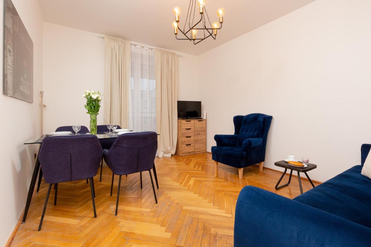 Center Elektoralna By Renters *